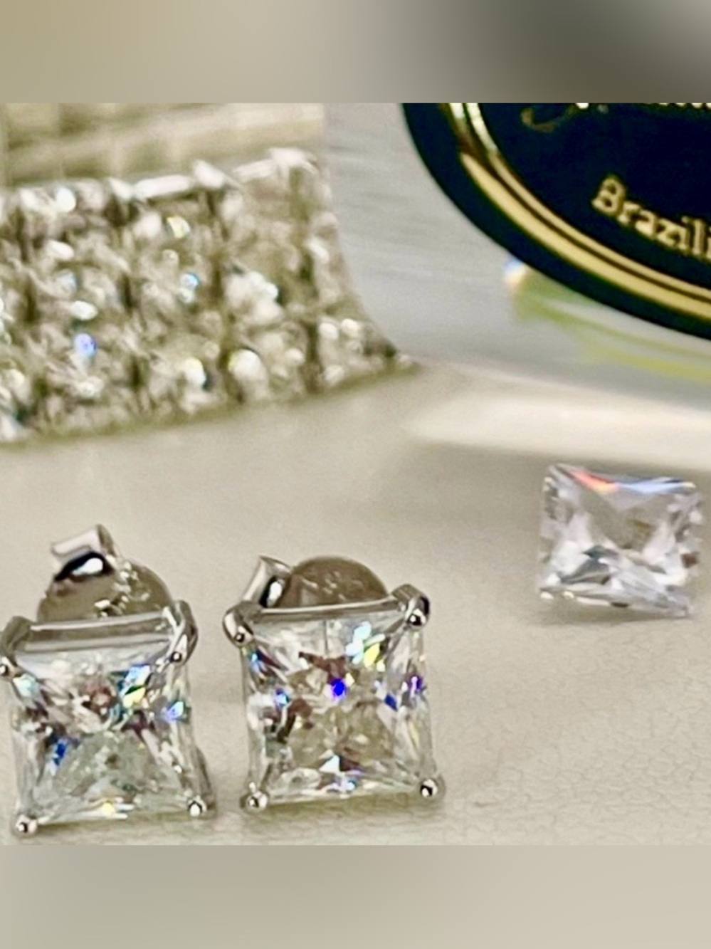 Certified 2ct Diamond studs 18k white gold on 925. Earrings 1ct each - Picture 2 of 7